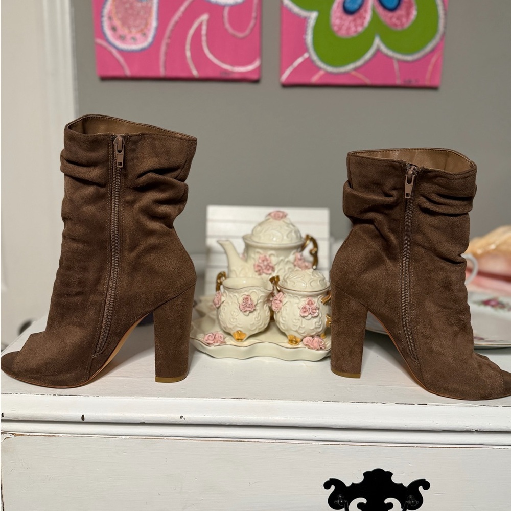 VENUS Brown Suede Slouchy Mid-Calf Block Heel Boots